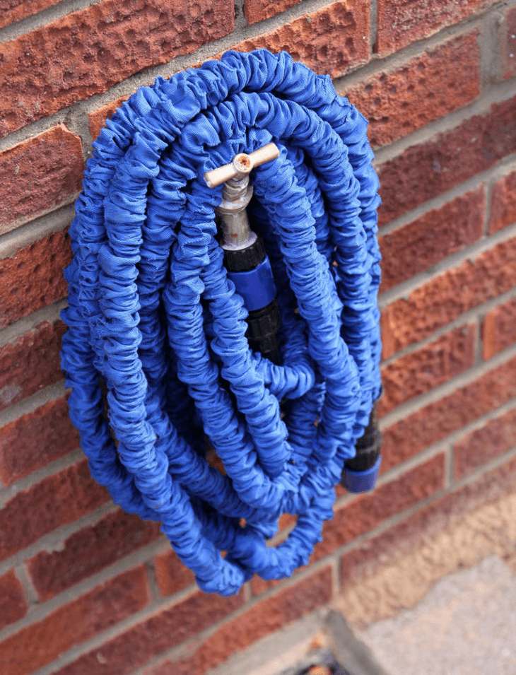 A collapsible hose is a lot easier to store and use as compared to a regular hose.
