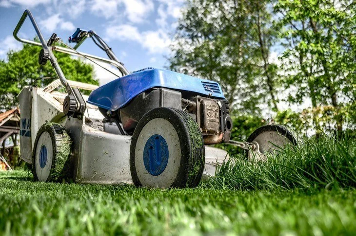 Manual push mowers are lawn mowers of the past, they take much of your effort.