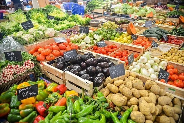 buying potatoes from the market