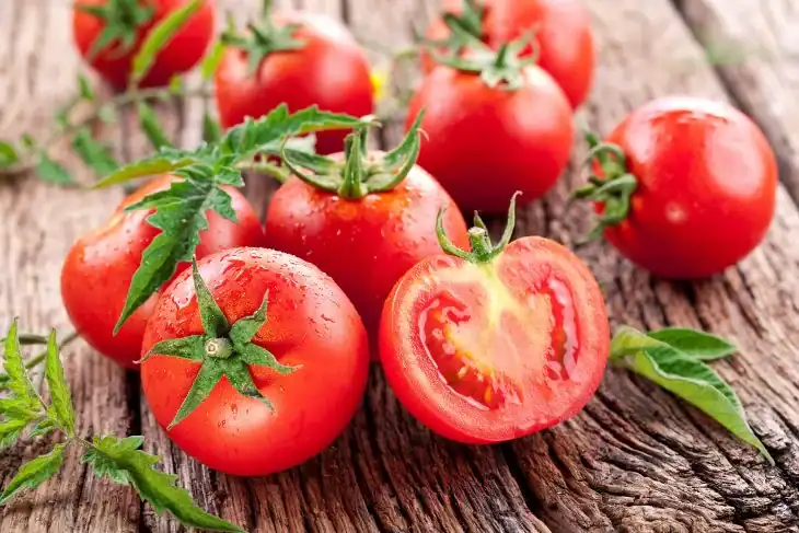how-far-to-space-tomato-plants