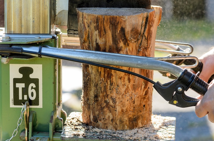 Electric log splitters can split logs even with a huge a diameter