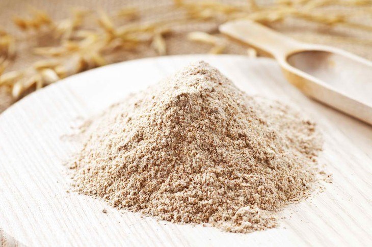 Grain mill can grind wheat into a homemade flour